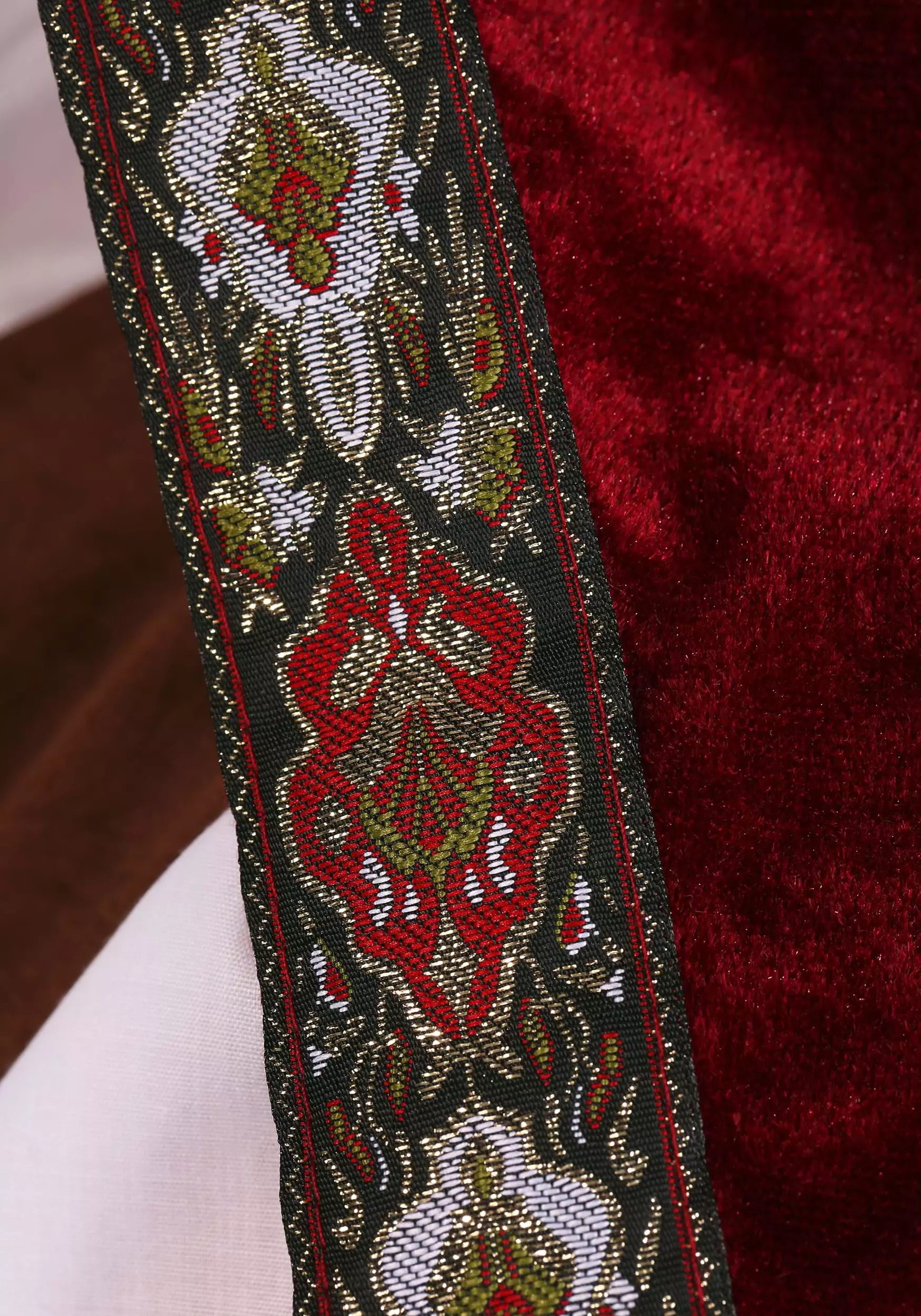 Fun Costumes Deluxe Red Riding Hood Plus Size Costume 12 Fun Costumes Deluxe Red Riding Hood Plus Size Costume - Image 10